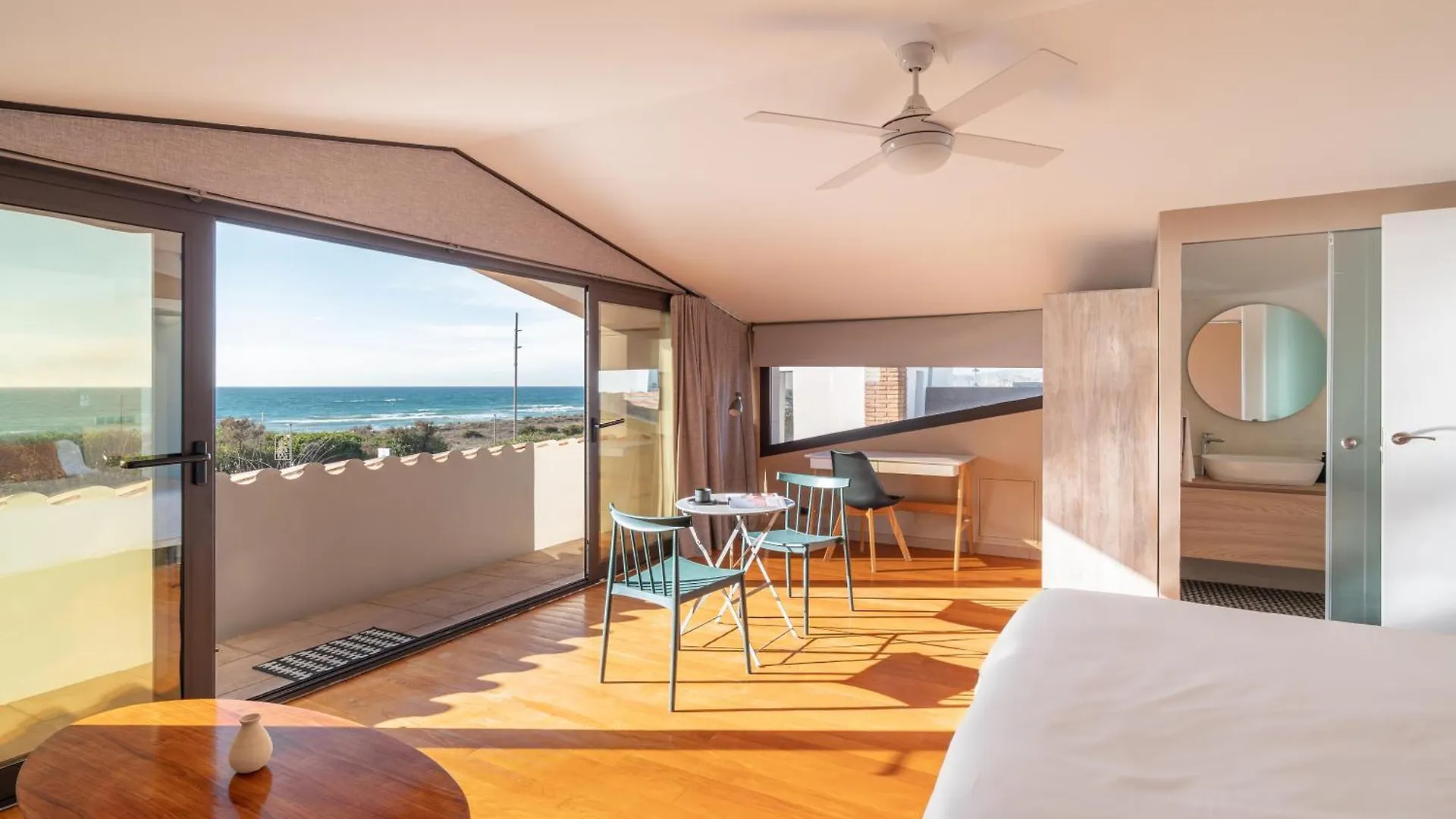 Gava Beach Villa By Olala Homes