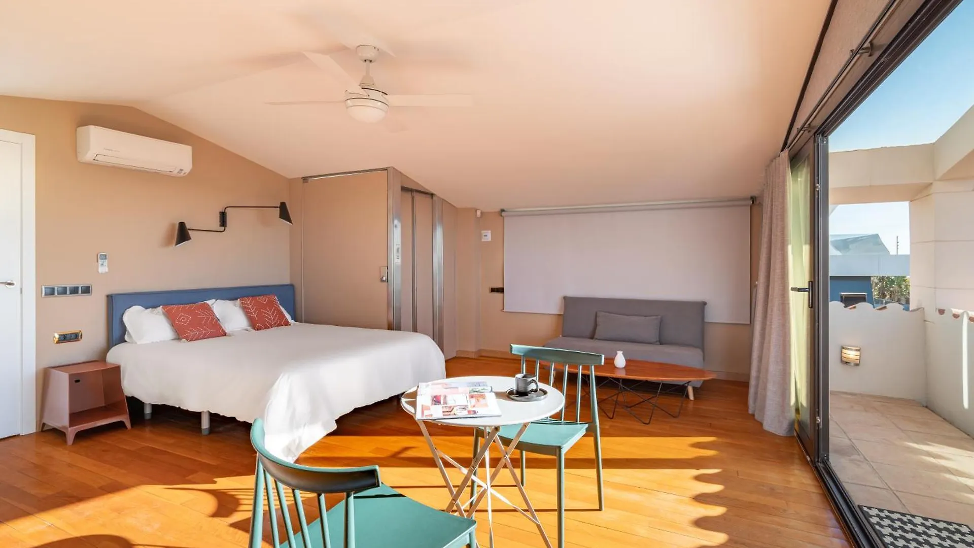 Gava Beach Villa By Olala Homes